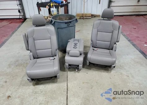 2014 Honda Odyssey Exl из США, поврежденный, VIN 5FNRL5H66EB008519